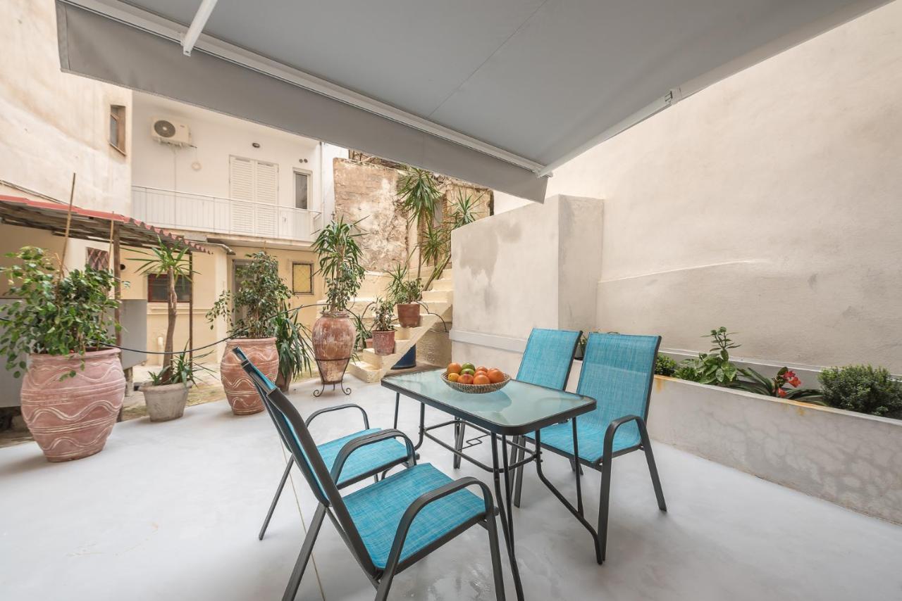 Апартаменты The Courtyard Oasis Афины Экстерьер фото